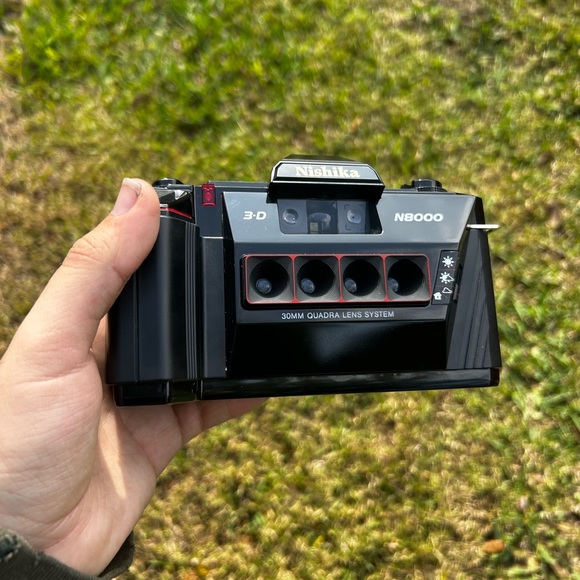 Nishika N8000 35mm Film Quadrascopic Stereo 3D Lenticular Camera